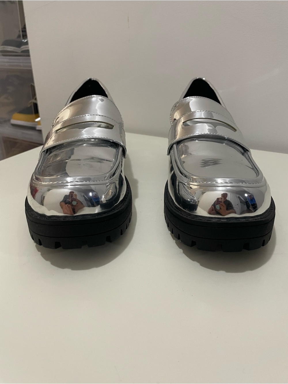Dirty Laundry Voidz Metallic Silver Loafer, Size 9.5 - Picture 2 of 7